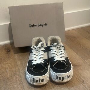 Palm Angels men Black and White Sneakers